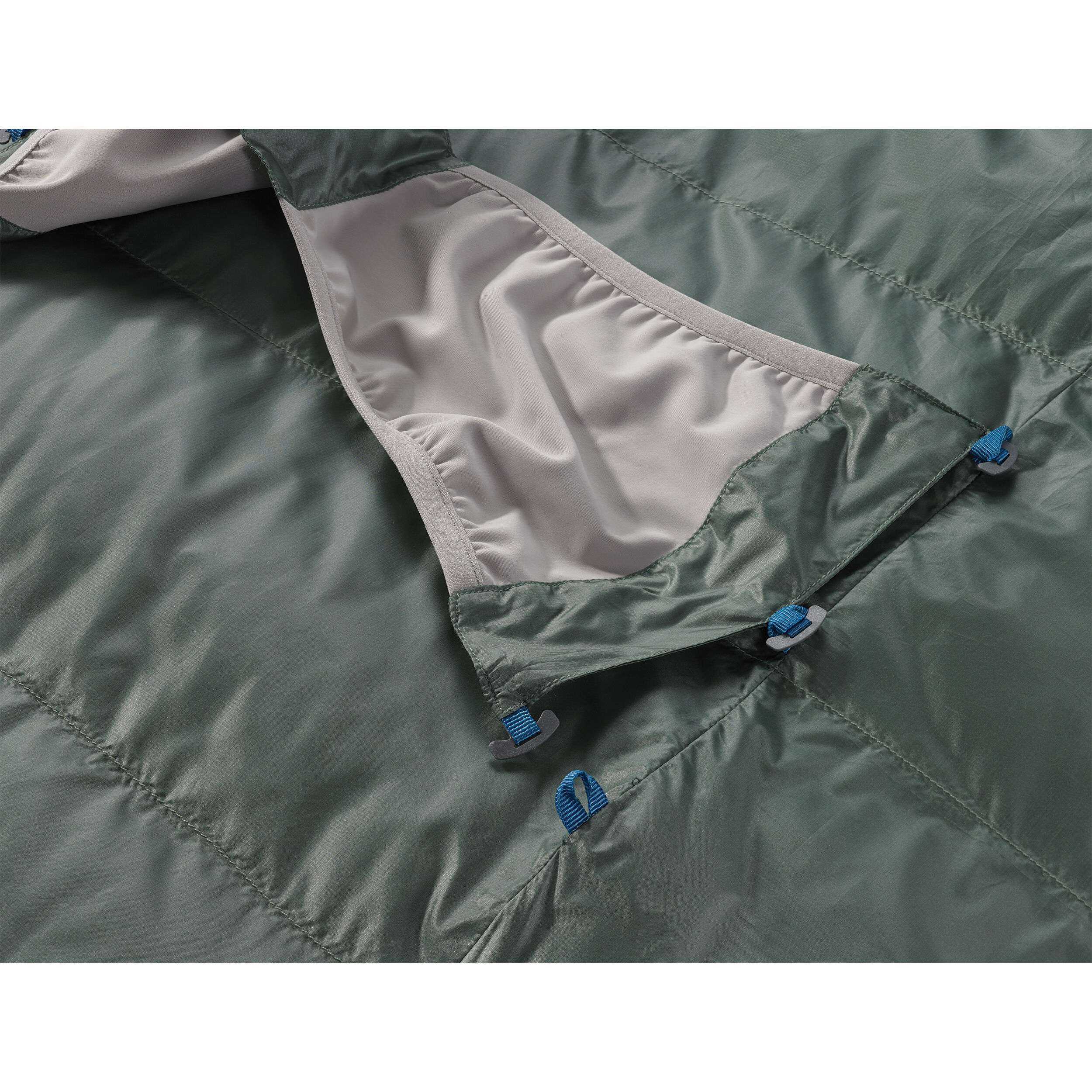 Questar™ 32F/0C Lightweight Down Sleeping Bag | Therm-a-Rest